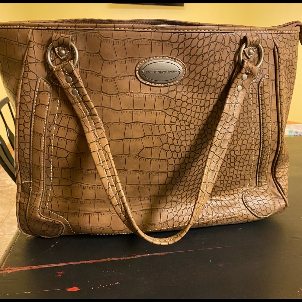 Fabulous shoulder laptop bag!